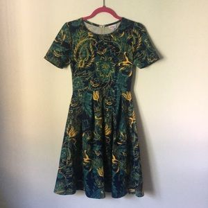 LuLaRoe Amelia